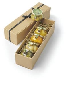 Coffret de 5 fruits rafraichis à l'eau de vie - La vieille Prune/ Fruits Rafraîchis 29cl, 4,5%Vol. Mélange “Souillac” - pruneaux, abricots, figues, raisins Prunes Rafraîchies à “La Vieille Prune” Mini-Poires Rafraîchies à l’Eau-de-Vie de Poire Mini-Pommes Rafraîchies au Calvados Mirabelles Rafraîchies à l’Eau-de-Vie de Mirabelle Clémentines Rafraîchies à la Vodka Orange Rafraîchies au Curaçao